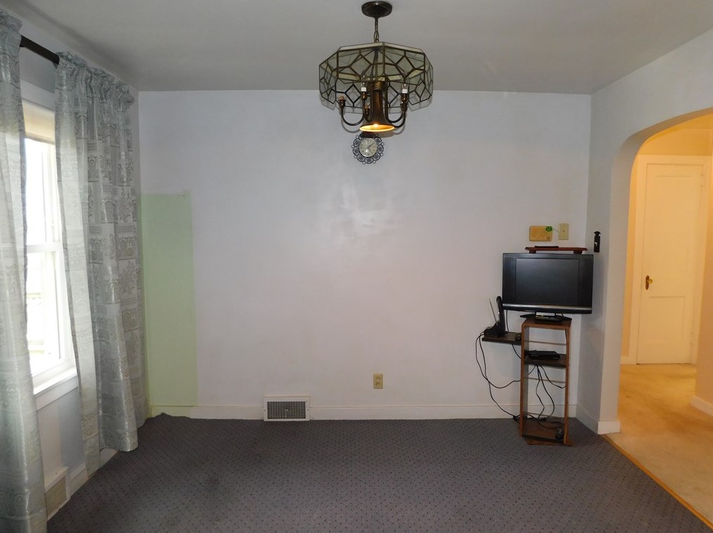 618 Morgantown Rd, Oliphant Furnace PA  15401-5442 exterior