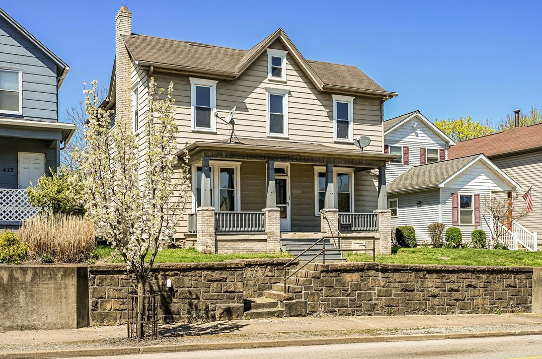 430 Lloyd Ave, Latrobe, PA 15650