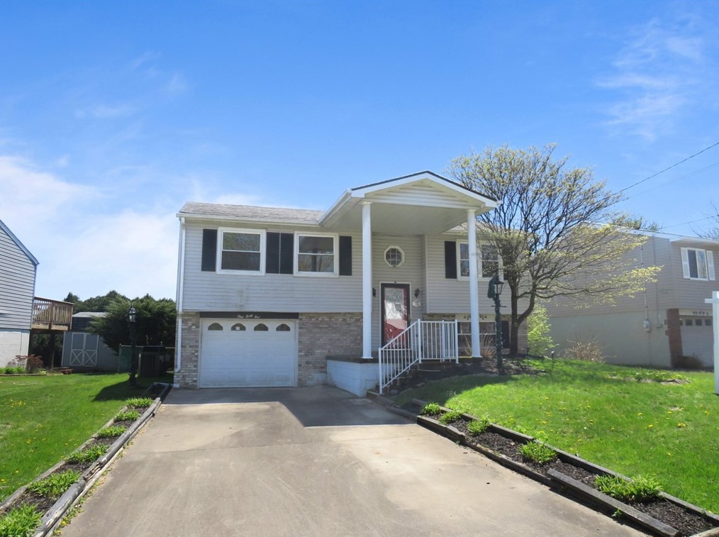 145 Easy St, Latrobe, PA 15650