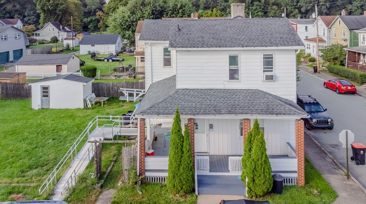 501 Harding St, Latrobe, PA 15650