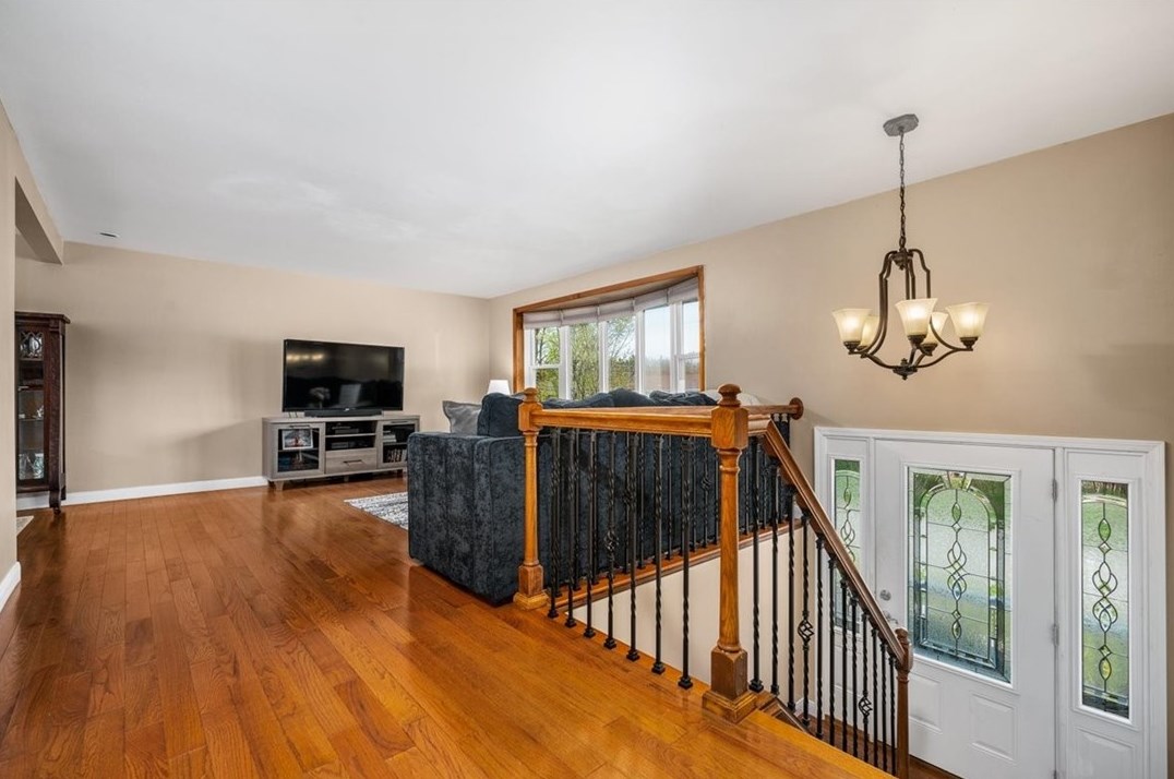 8308 Post Rd, Allison Park, PA 15101-3225