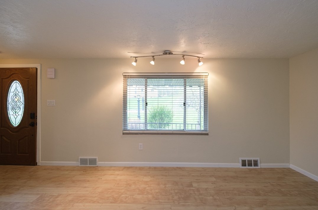 543 Mcmurray Rd, Canonsburg, PA 15317