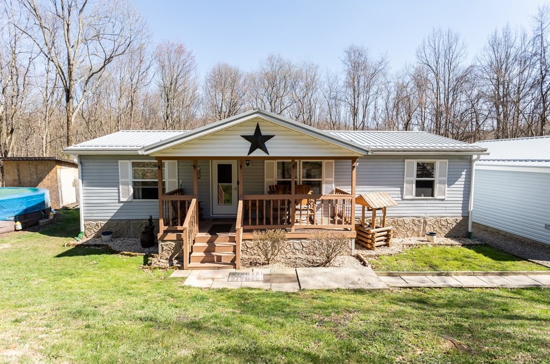 860 Spruce Hollow Rd, White, PA 15490-1014