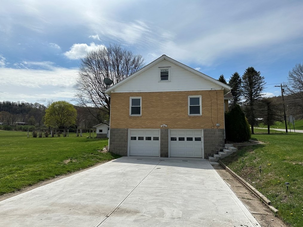 1595 Old Rte 119 Hwy N, Indiana, PA 15701