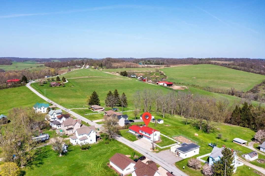 16 Buffalo Rd, Washington, PA 15301-9339