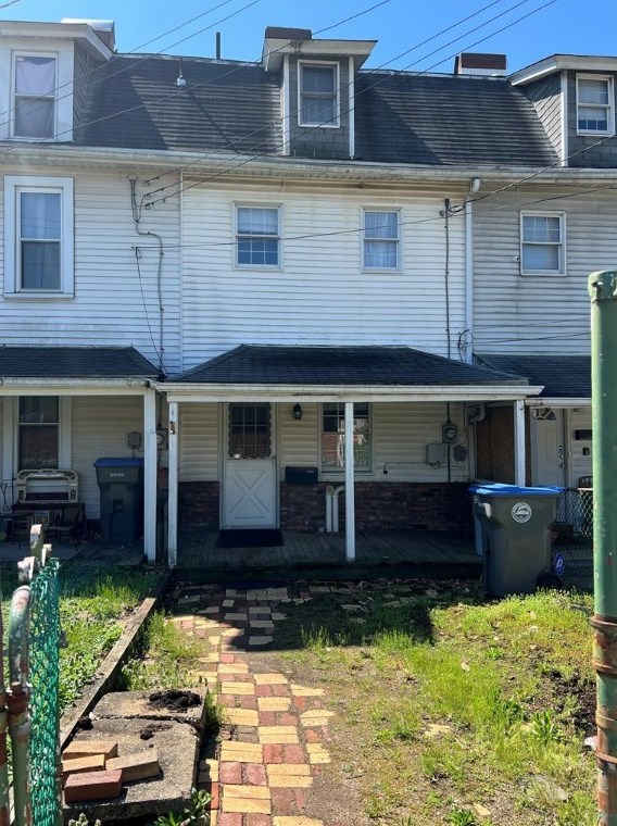 555 Peter St, Verona, PA 15147
