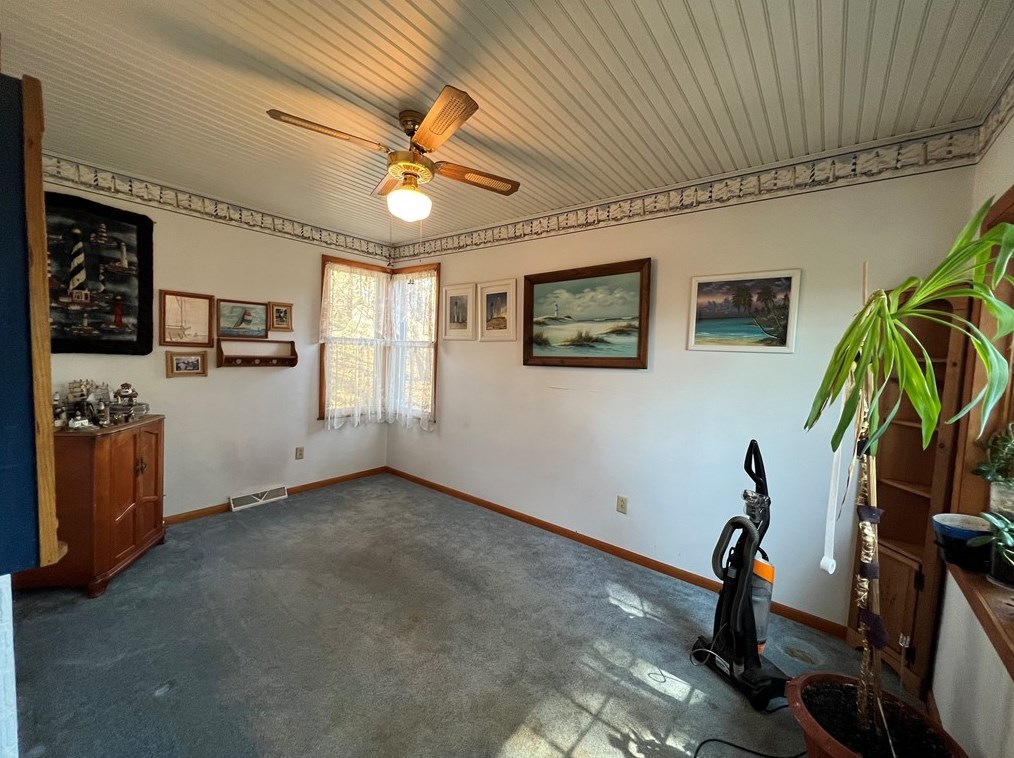 339 Good St, Jeannette, PA 15644