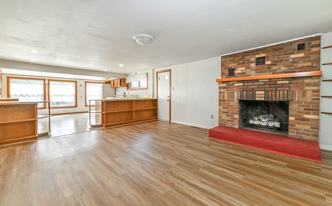 105 Mohawk Trail, Slippery Rock, PA 16057
