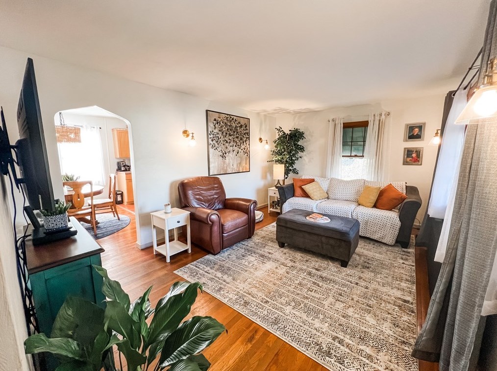 249 Pattison St, Evans City, PA 16033