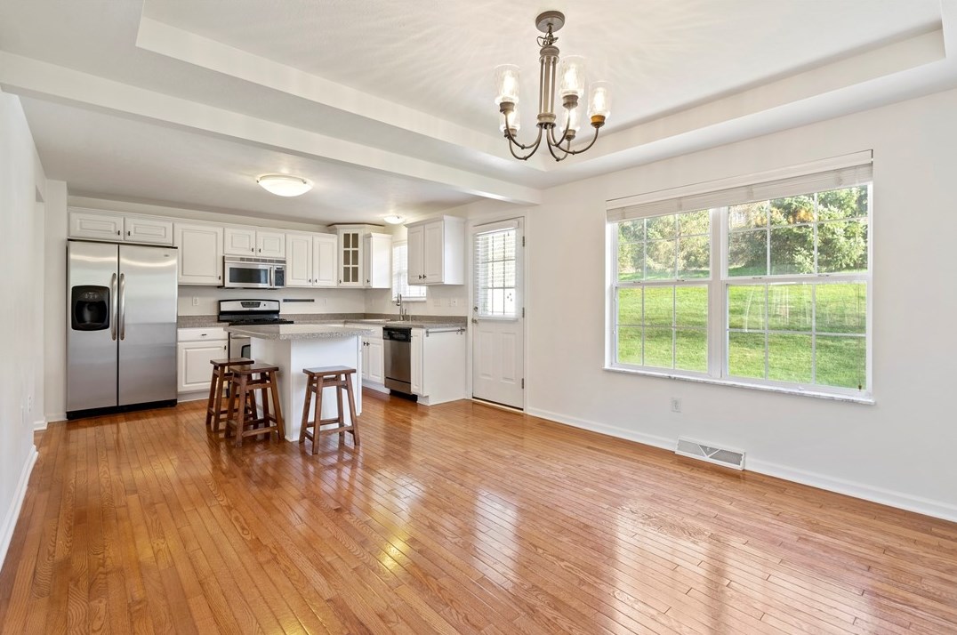405 Northglen Ct, Gibsonia, PA 15044