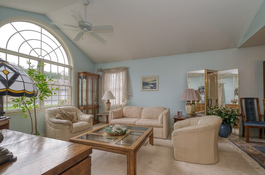 168 Steeplechase Cir, Gibsonia, PA 15044