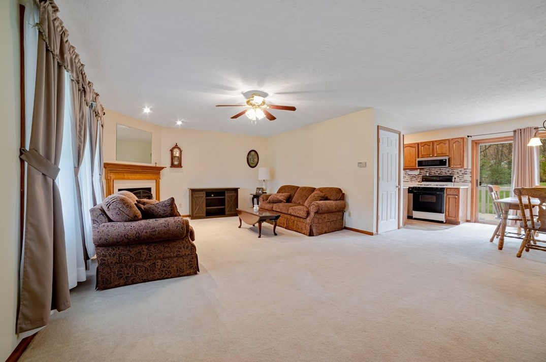 255 Twolick Dr, Indiana, PA 15701
