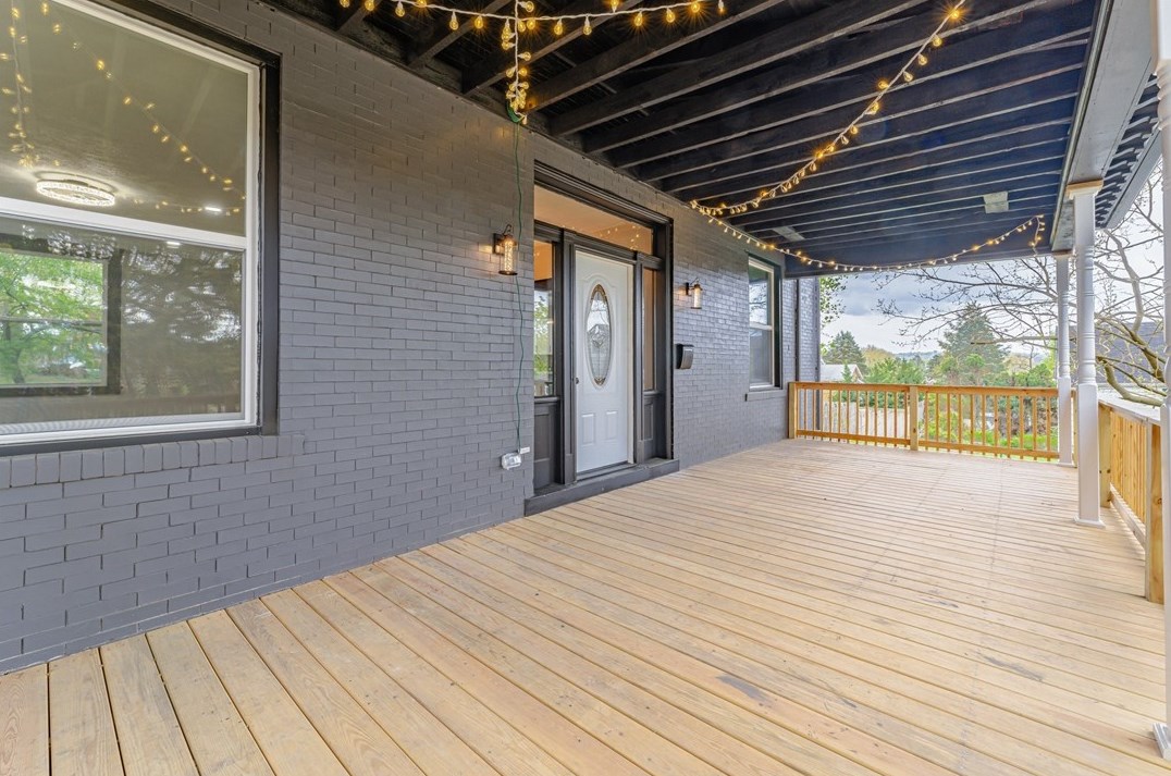 344 Freeport Rd, New Kensington, PA 15068