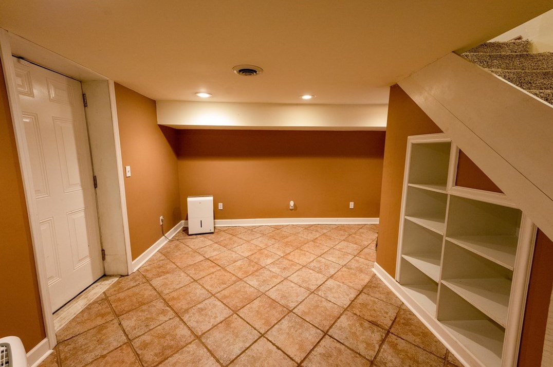 115 1st St, Ellwood City PA  16117-2104 exterior