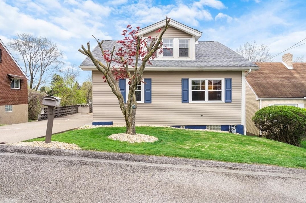 111 Hoffman St, Glenshaw, PA 15116