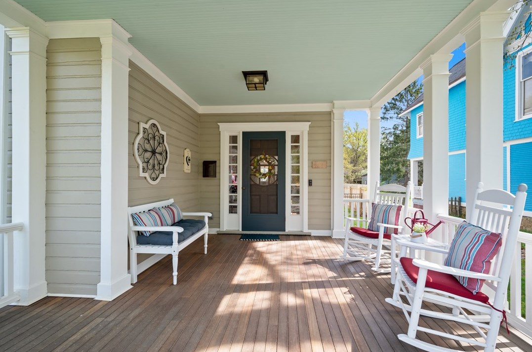 231 Thorn St, Sewickley, PA 15143