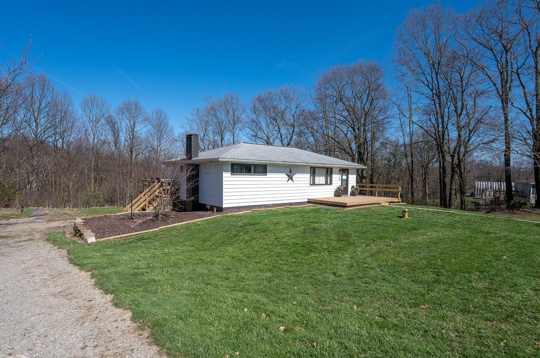 1314 Bethel Church Rd, Latrobe, PA 15650