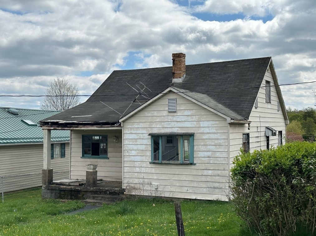 1303 2nd St, Hiller, PA 15444-9714