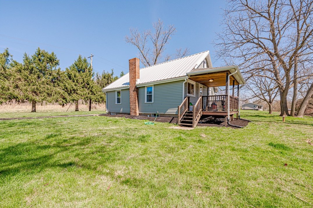184 Glen Eden Rd, Rochester, PA 15074-2709