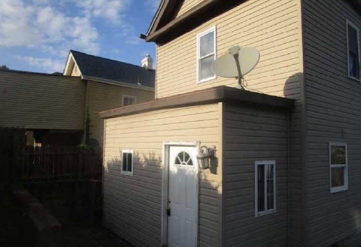 311 Shady Ave, North Charleroi, PA 15022