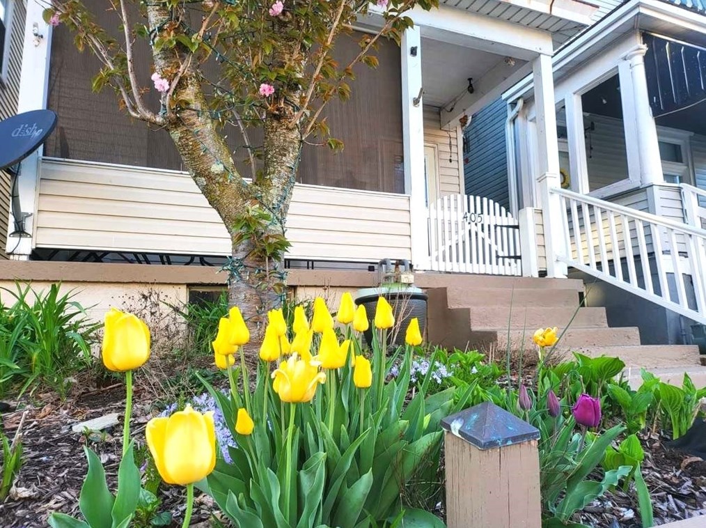 405 N 7th St, Jeannette, PA 15644