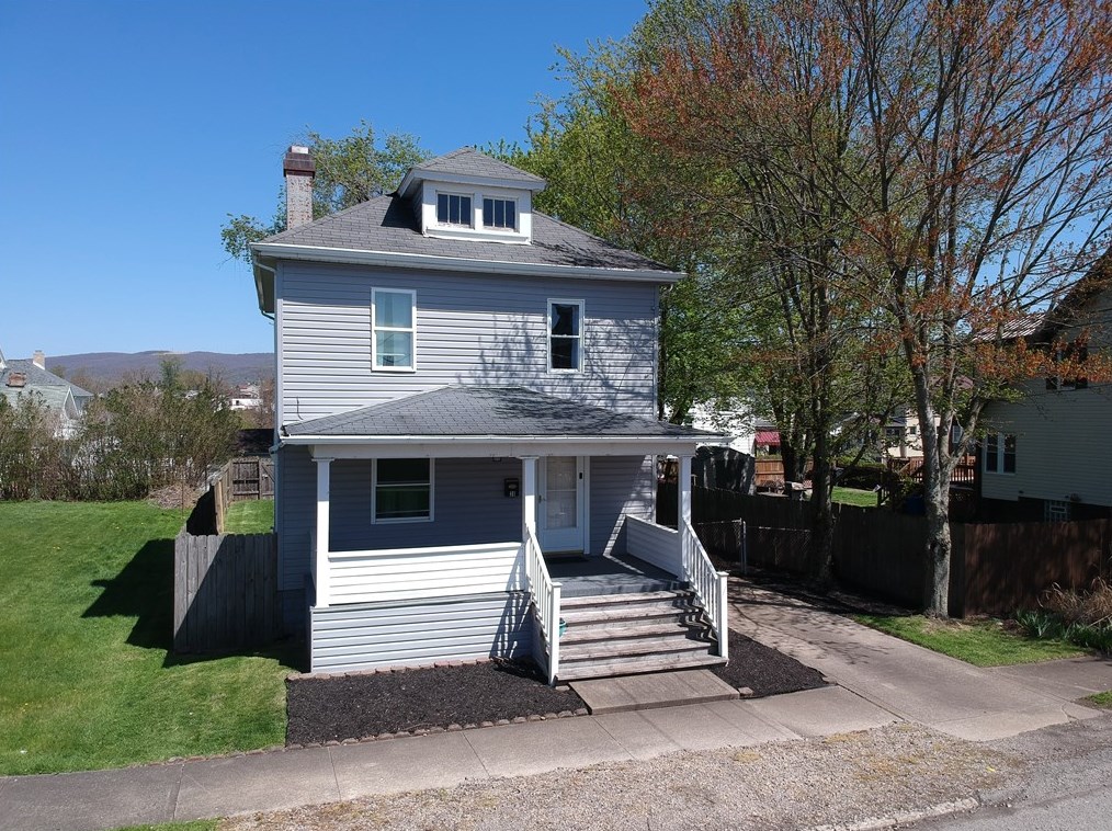 38 Cycle Ave, Oliphant Furnace, PA 15401-2510