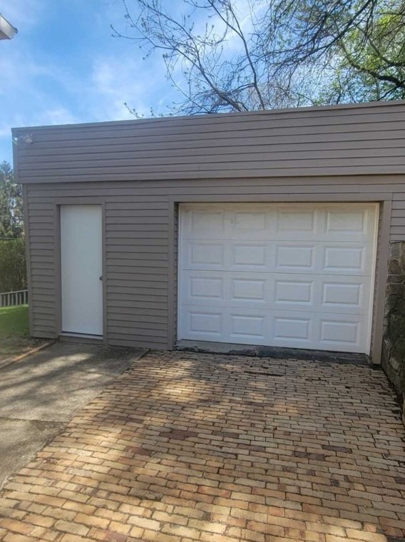 531 Boquet St, Collier Township PA  15106-2851 exterior