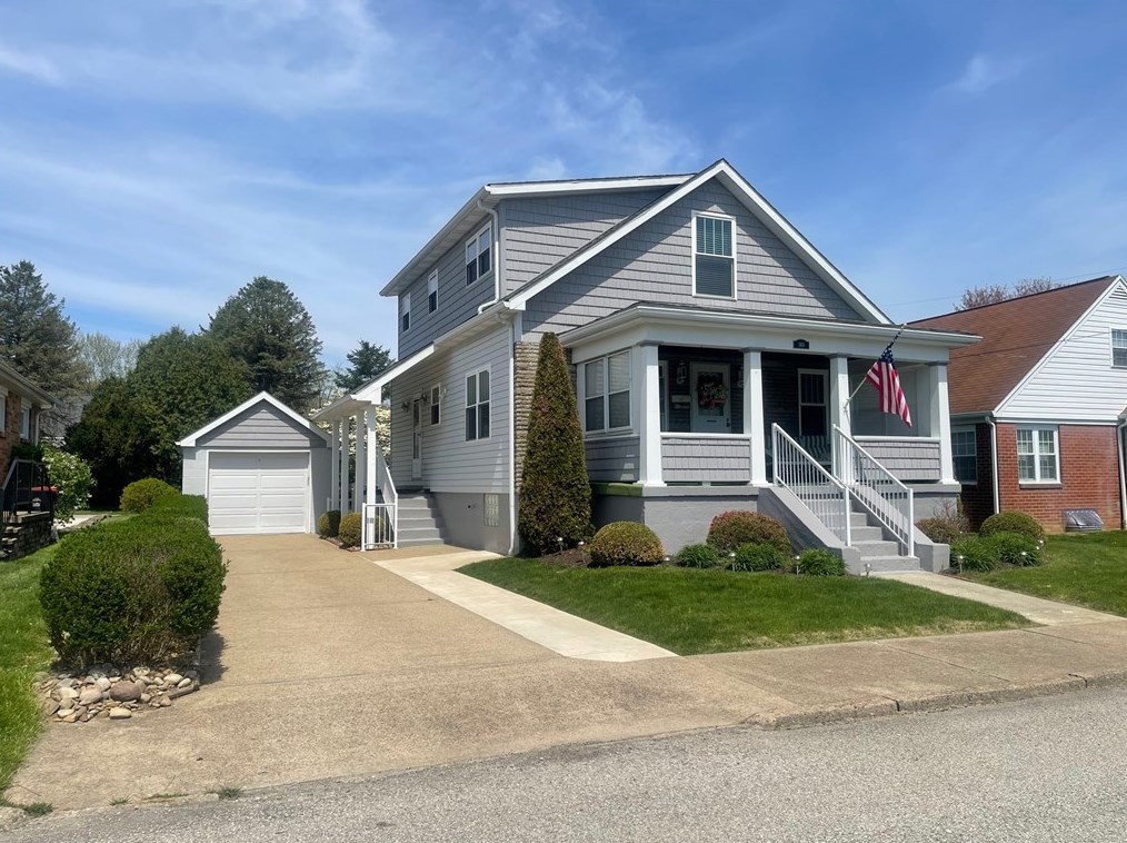 140 E 4th Ave, Latrobe, PA 15650