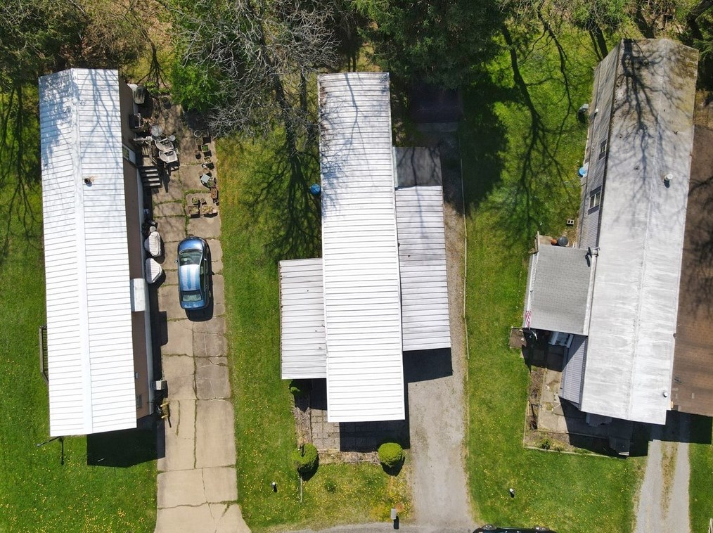 6 Concord Cir, Freedom, PA 15042-2206