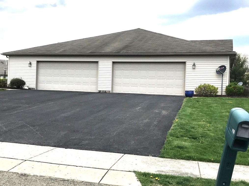 118 Arlington Dr, Slippery Rock, PA 16057
