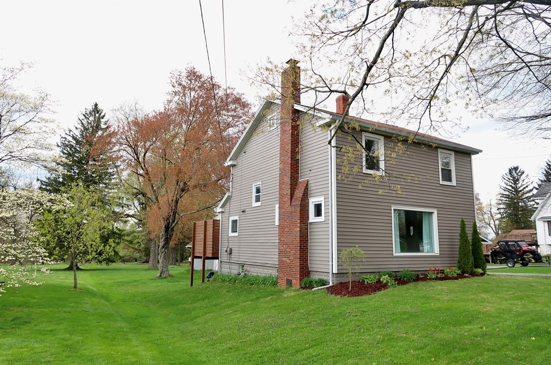 226 W North St, Mercer, PA 16137