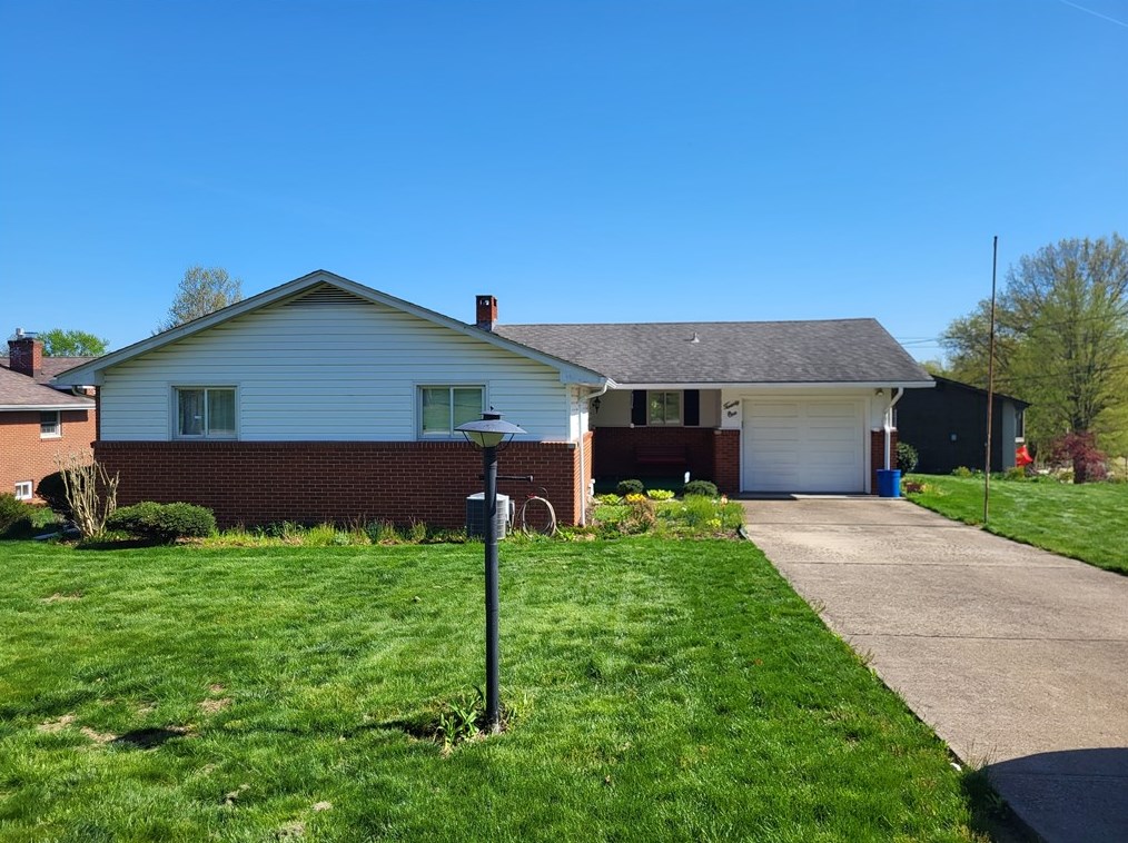 21 Franconia Dr, Greensburg, PA 15601