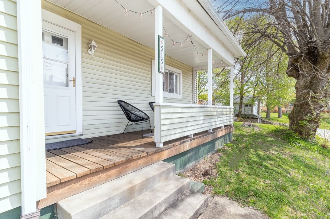 515 15th Ave, New Brighton, PA 15066