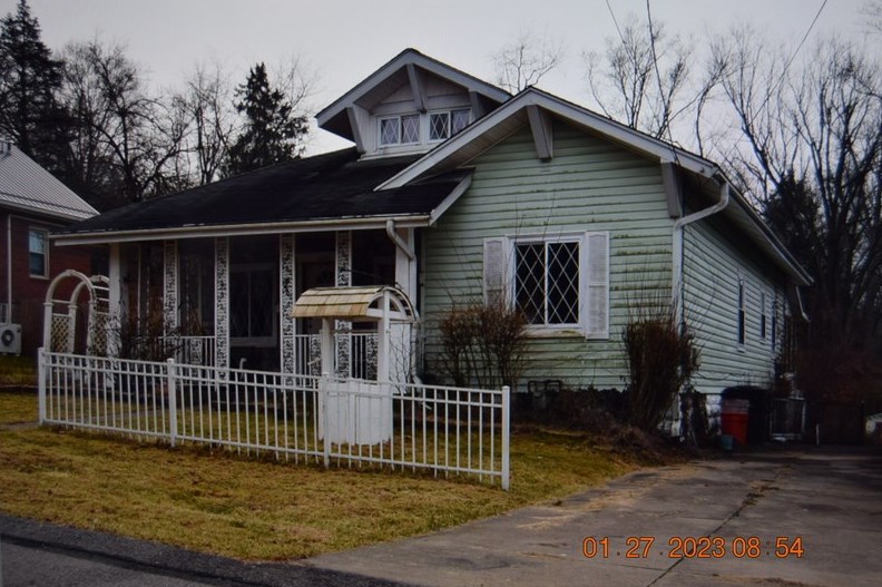 1520 Arthur Dr, Verona, PA 15147