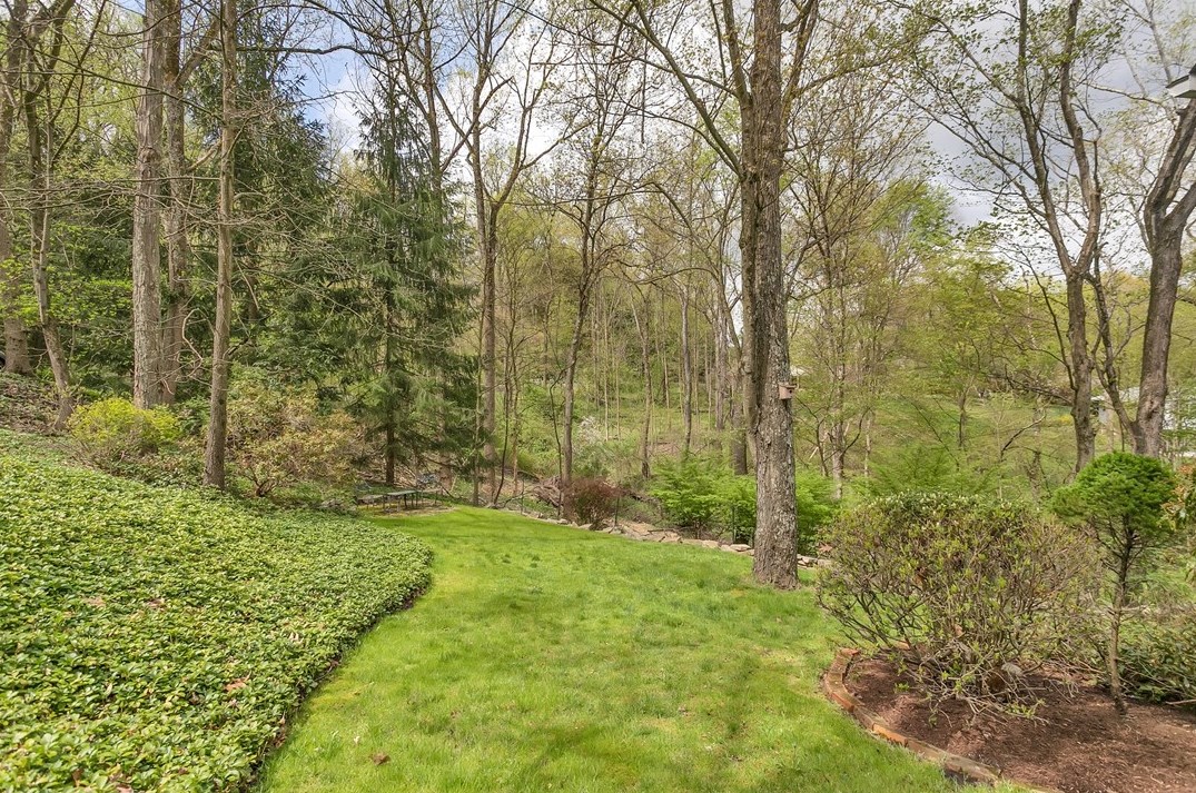 4920 Simmons Cir, Export PA  15632-9330 exterior