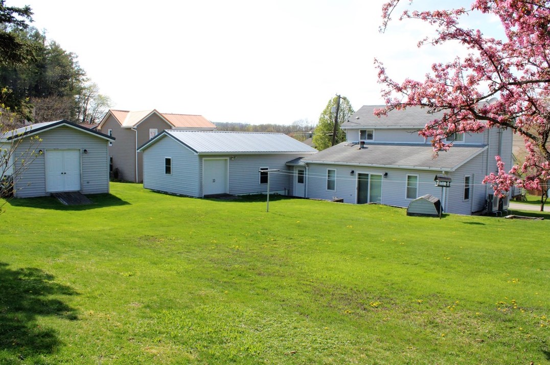 732 State Rte 1018, Dayton, PA 16222