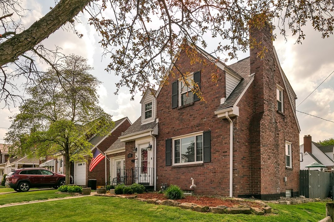 475 Spring St, New Kensington, PA 15068