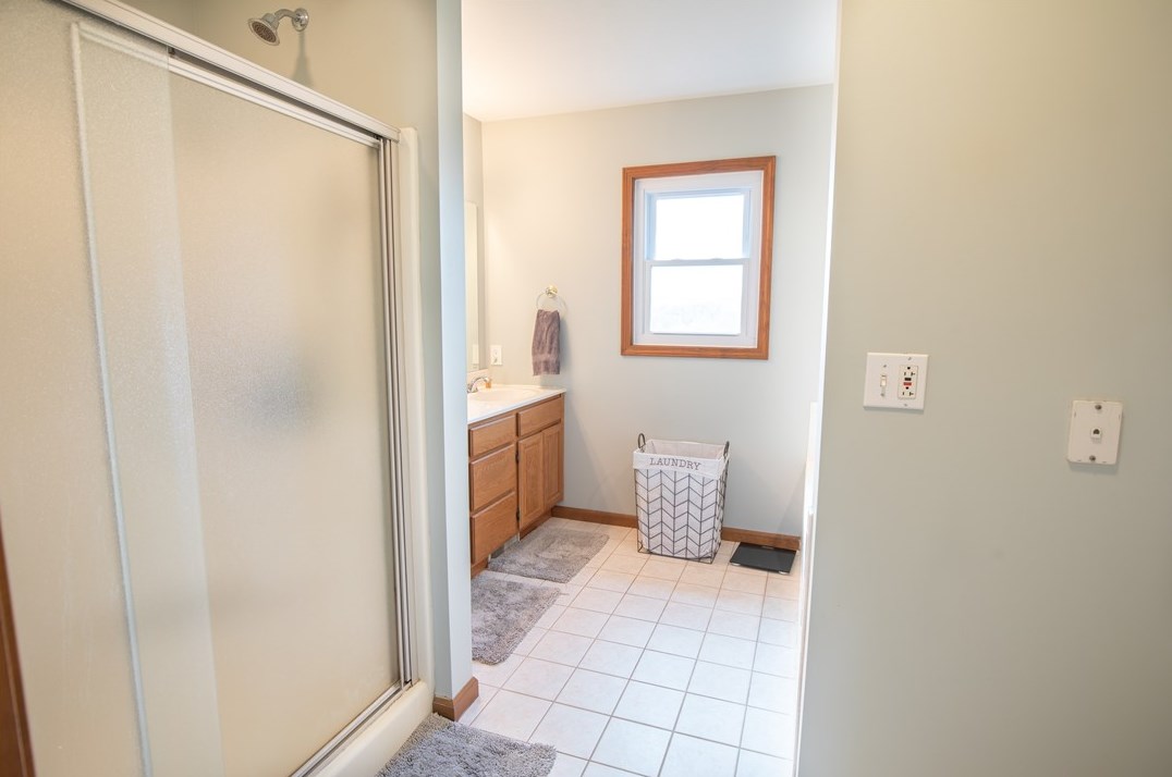 233 Jefferson Rd, Butler PA  16002-8869 exterior