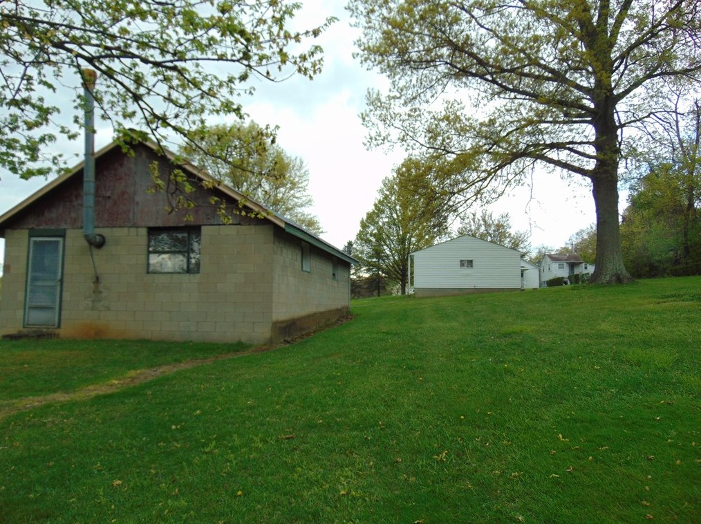 420 Bute Rd, Oliphant Furnace PA  15401-9602 exterior