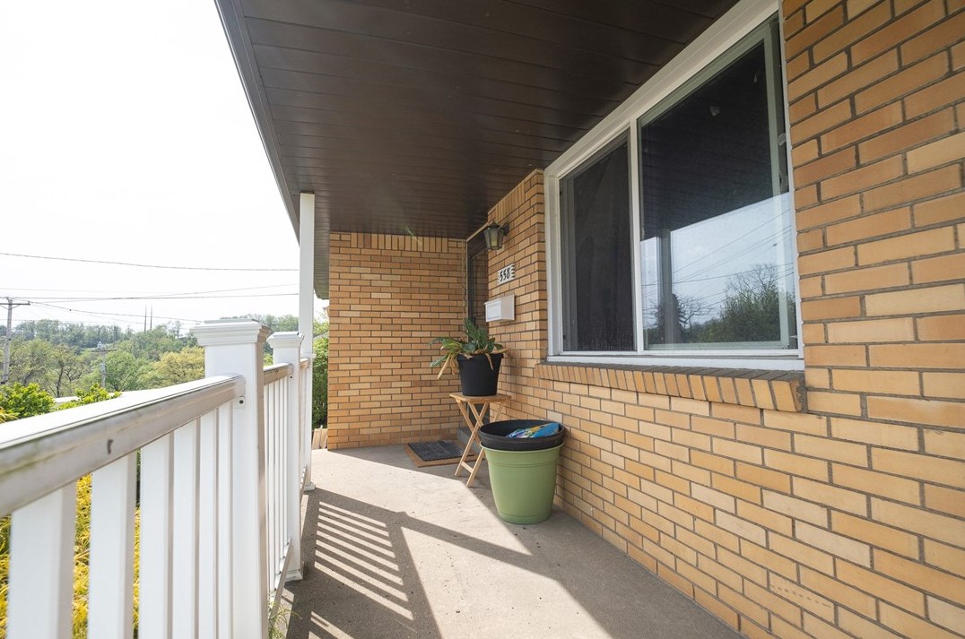 558 Grove, Verona, PA 15147