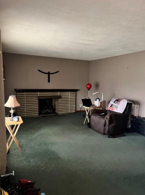 137 E Meyer Ave, New Castle, PA 16105