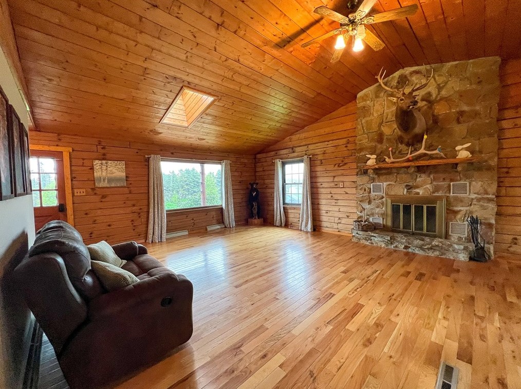 110 Zetta Ln, Butler PA  16002-0068 exterior