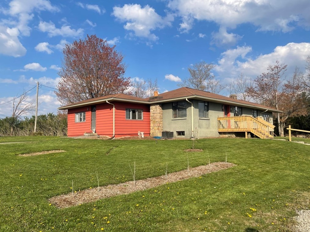 3835 State Route 31, Donegal, PA 15628