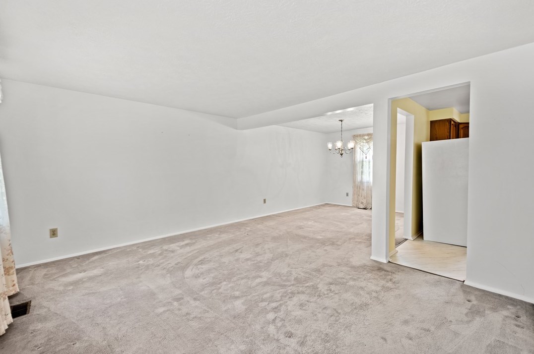 1220 Harvest Ct South, Bridgeville, PA 15017