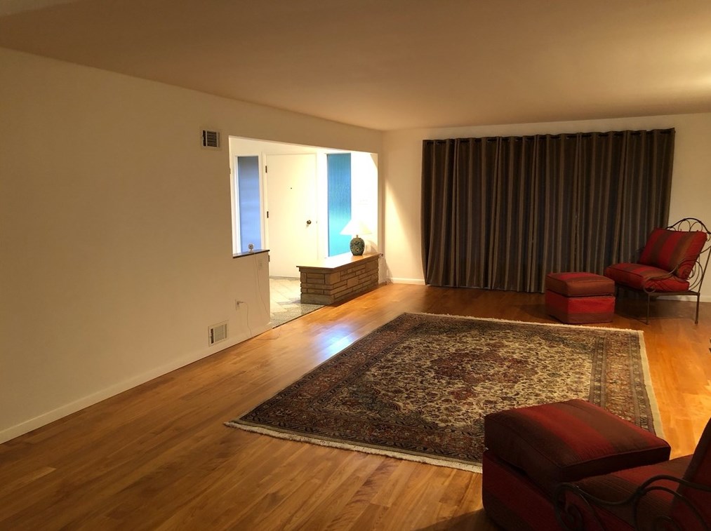 335 Commonwealth Ave, Pittsburgh, PA 15122