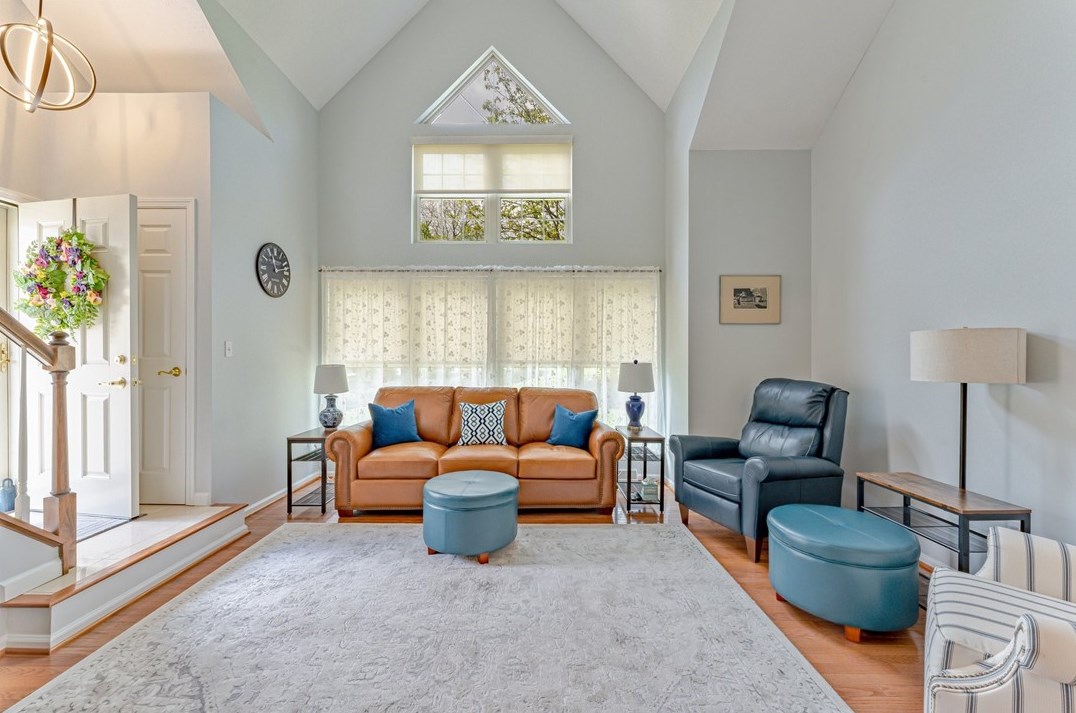 806 Berrington Ct, Bethel Park, PA 15102