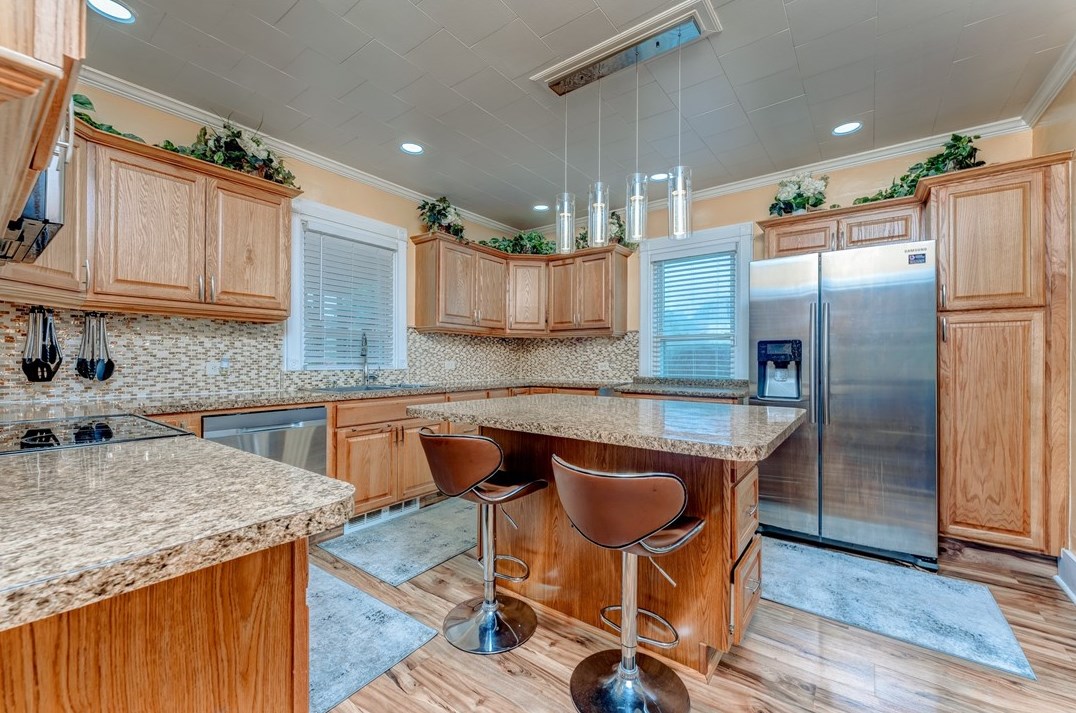 93 Easy St, Oliphant Furnace, PA 15401-3168