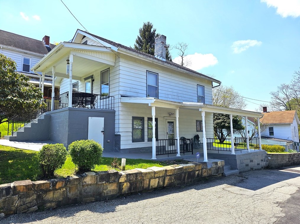 184 Rural Ave, Washington, PA 15301-5238