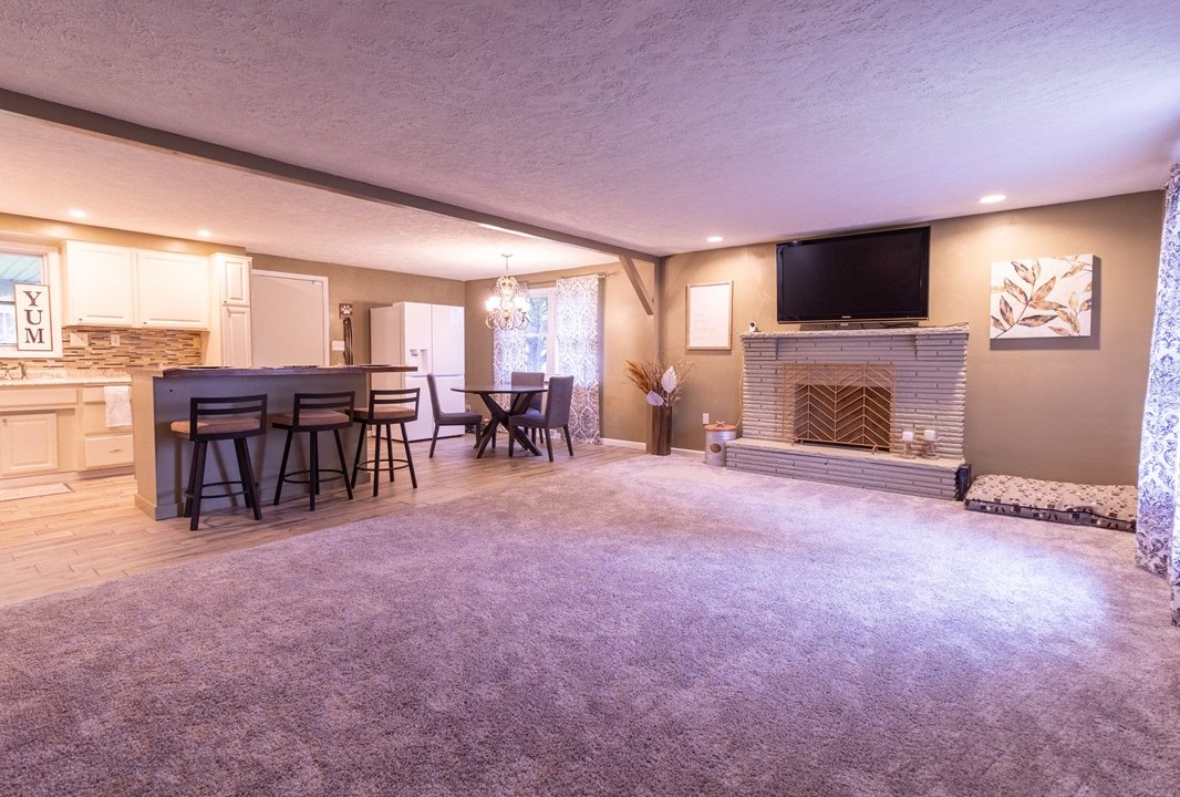 660 Shirls Ave, Washington, PA 15301-3954