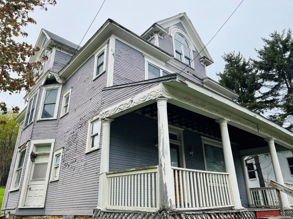 656 Listie Rd, Friedens, PA 15541